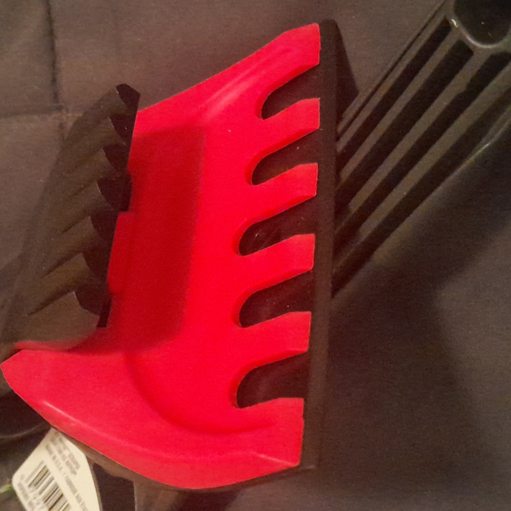 Subzero Ice Scrapper - Picture 3 of 4